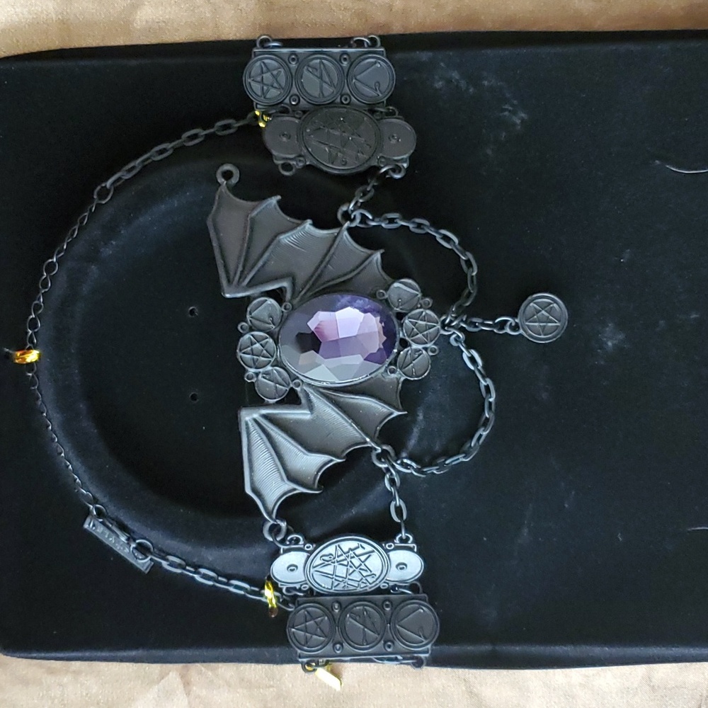 *NWT* Restyle's Purple Posession Bat Choker - Picture 2 of 16